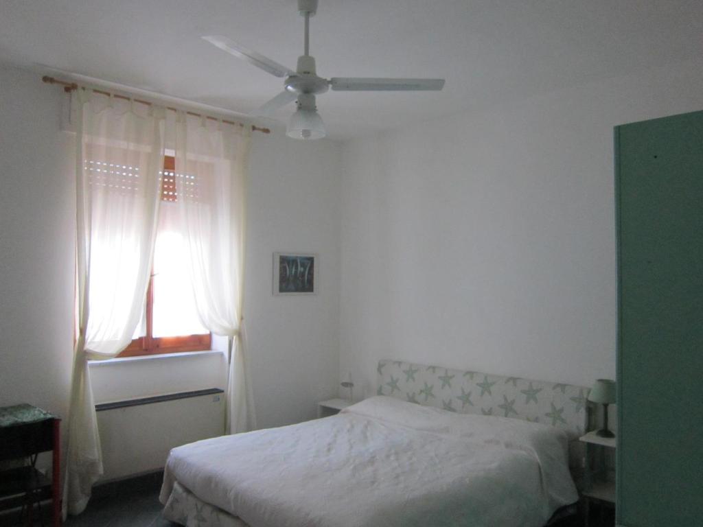 L'Ambra Apartment Алгеро Стая снимка